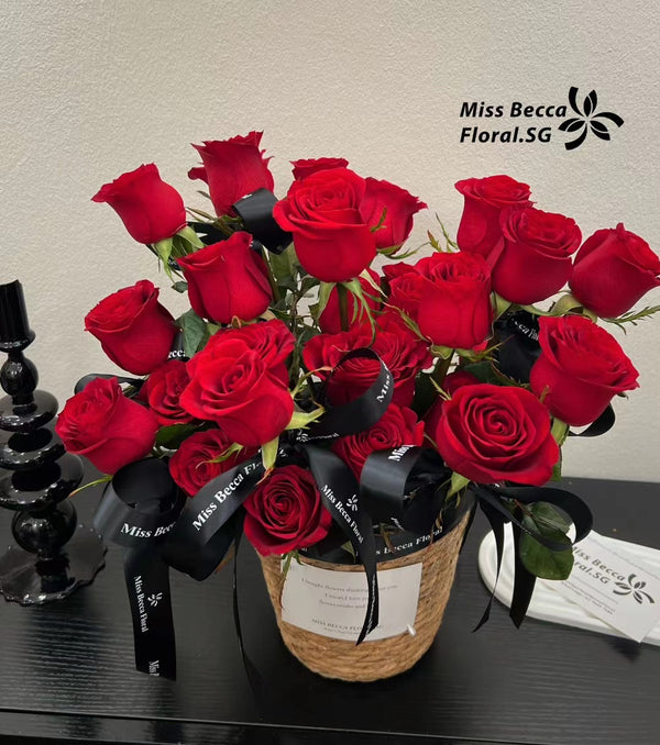 21 Classic Red Rose Bouquet Fresh Flower basket