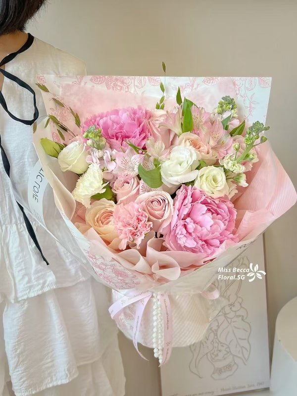 Korea style pink peony fresh flower bouquet