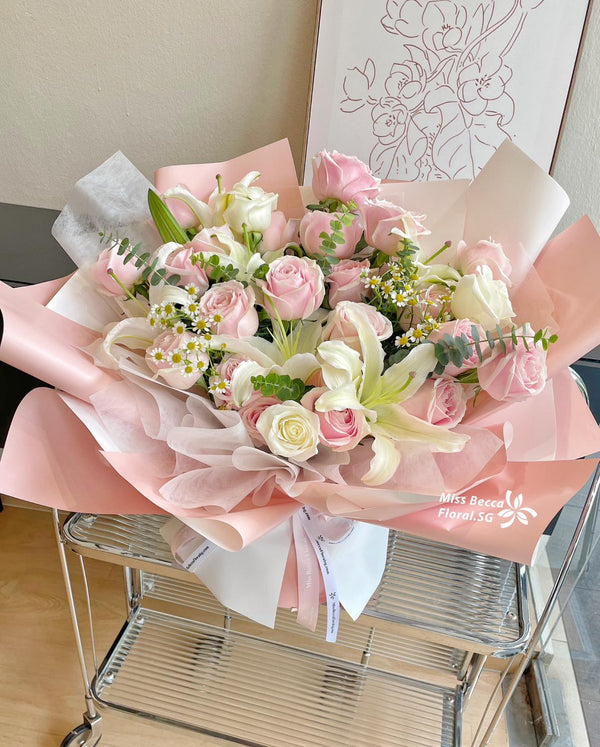 Korea style pink rose with lily Flower Bouquet