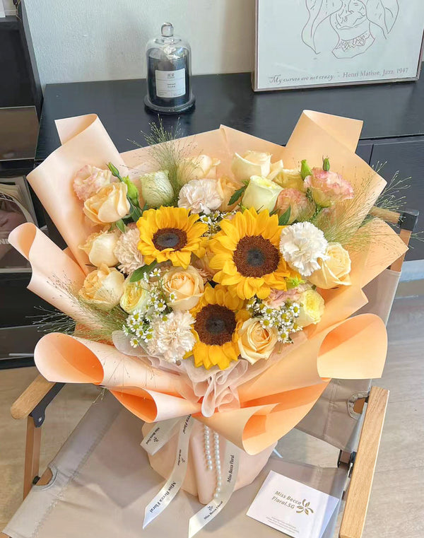 Korea style sunflower graduation champagne rose mix flower bouquet