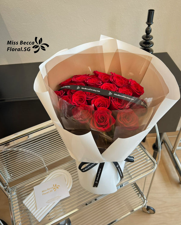 Red Roses Flower Bouquet