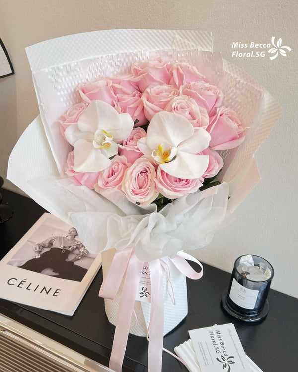 Pink Rose with orchid flower Bouquet