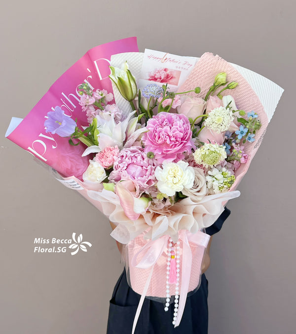 korea style Pink peony lily  with carnations Bouquet Flower Bouquet