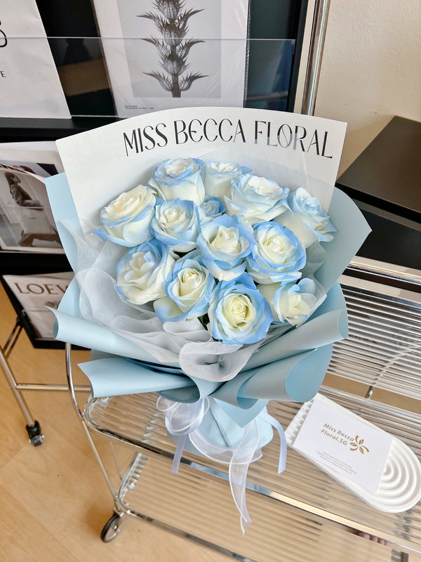 korea  Style Ice Blue Fresh Flower Bouquet