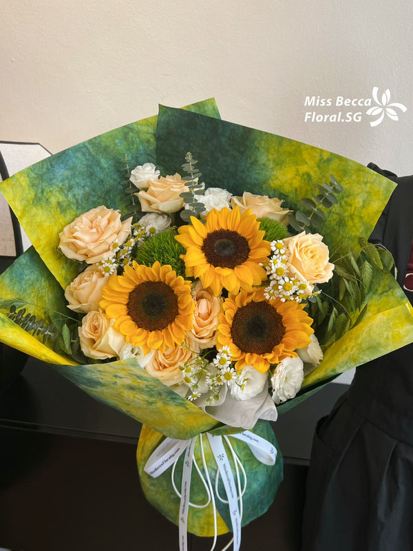 Graduation flower sunflower with rose Flower Bouquet