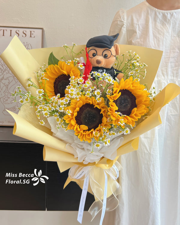 Korea style sunflower graduation flower with bear Flower Bouquet