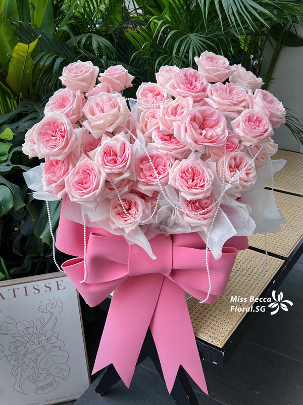 Korea style 33 stalks pink lychee ribbon bouquet fresh flower bouquet