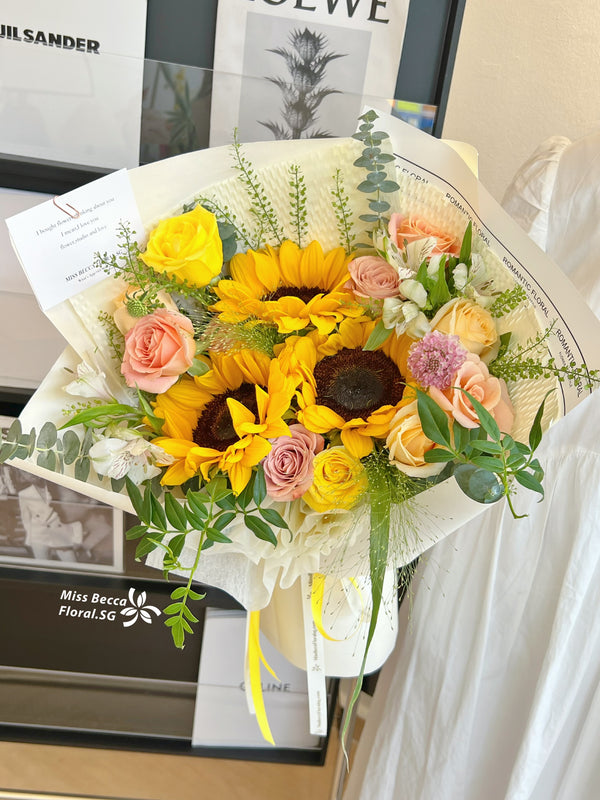 Sunflower bouquet fresh flower bouquet graduation bouquets