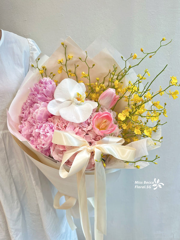 2025 Mother’s Day collection Pink peony with orchid flower bouquet fresh flower bouquet