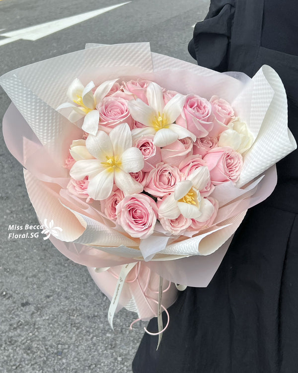 Korea style pink rose tulip fresh flower bouquet