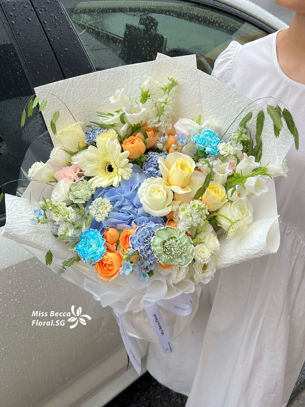 Korea style blue and yellow flower graduation flower fresh flower bouquet