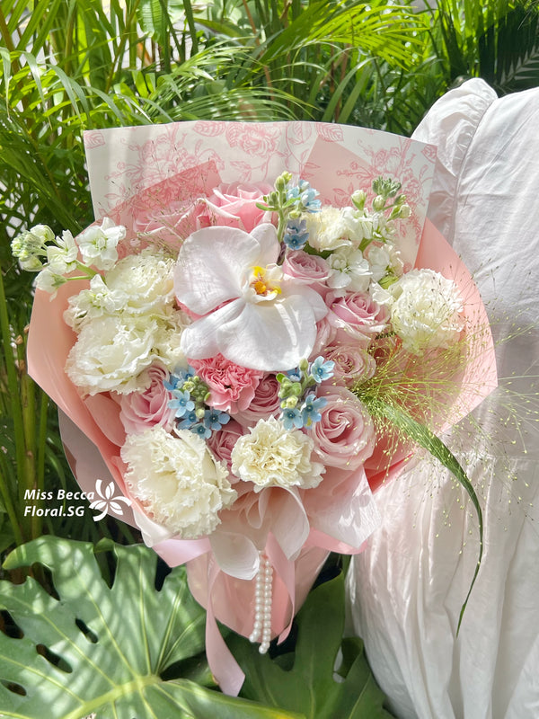 Korea style pink rose with Eustoma Flower Bouquet