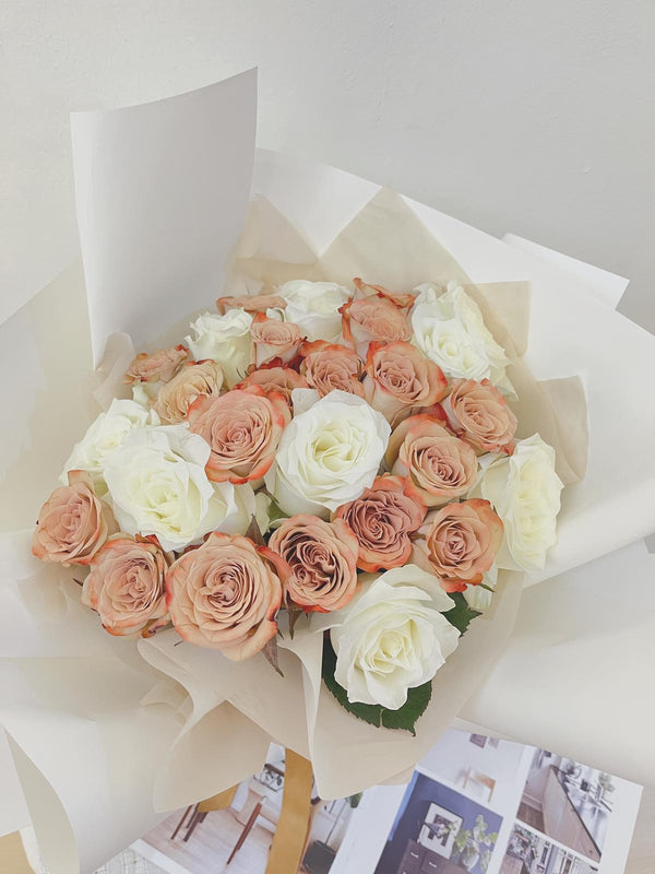 White Rose Mix Cappuccino Rose Fresh Flower Bouquet-26 Stalks